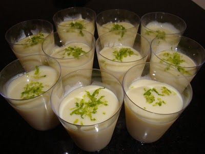 MOUSSE  DE  LIMÃO   NO  COPINHO.